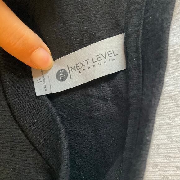 Next Level Apparel Men Short Sleeve T-shirt Size M, Black, Skull Santa Christmas - Picture 5 of 8